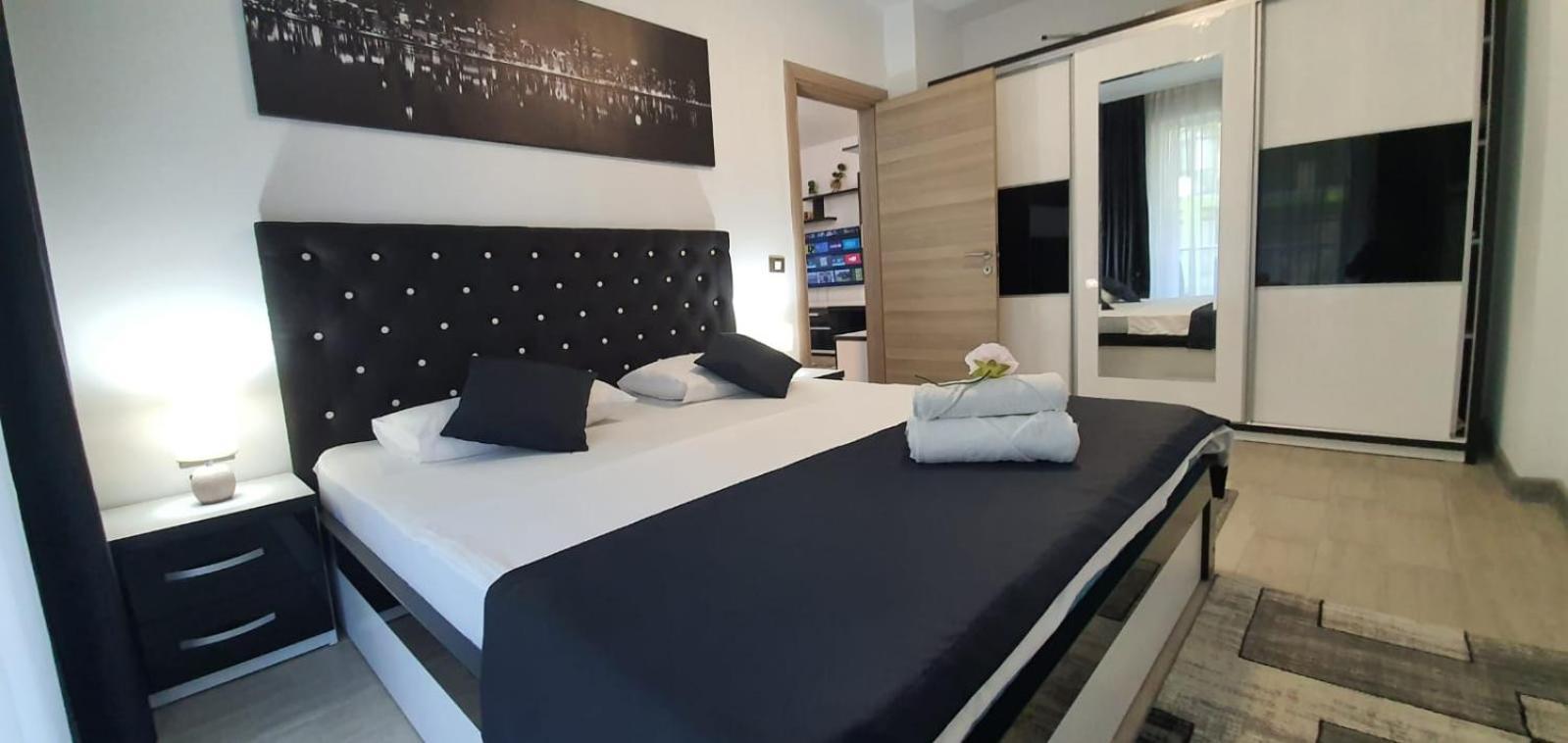 Alezzi Luxury Apartment Spa Resort Piscina Incalzita Sauna Parking Năvodari Esterno foto