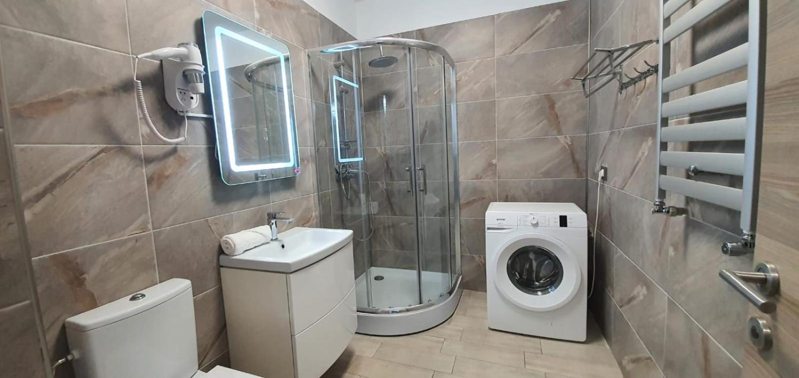 Alezzi Luxury Apartment Spa Resort Piscina Incalzita Sauna Parking Năvodari Esterno foto