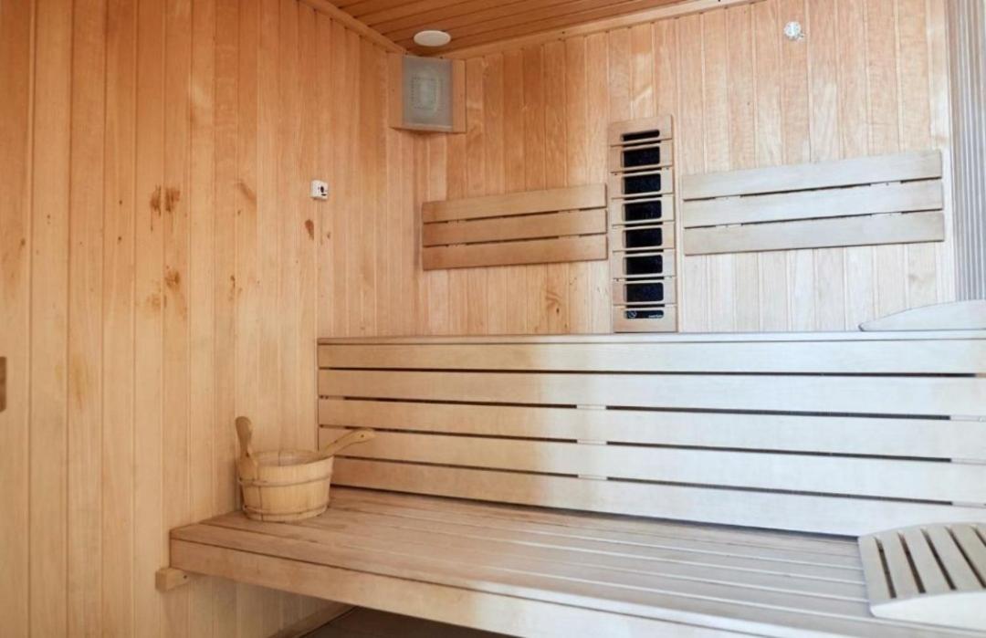 Alezzi Luxury Apartment Spa Resort Piscina Incalzita Sauna Parking Năvodari Esterno foto